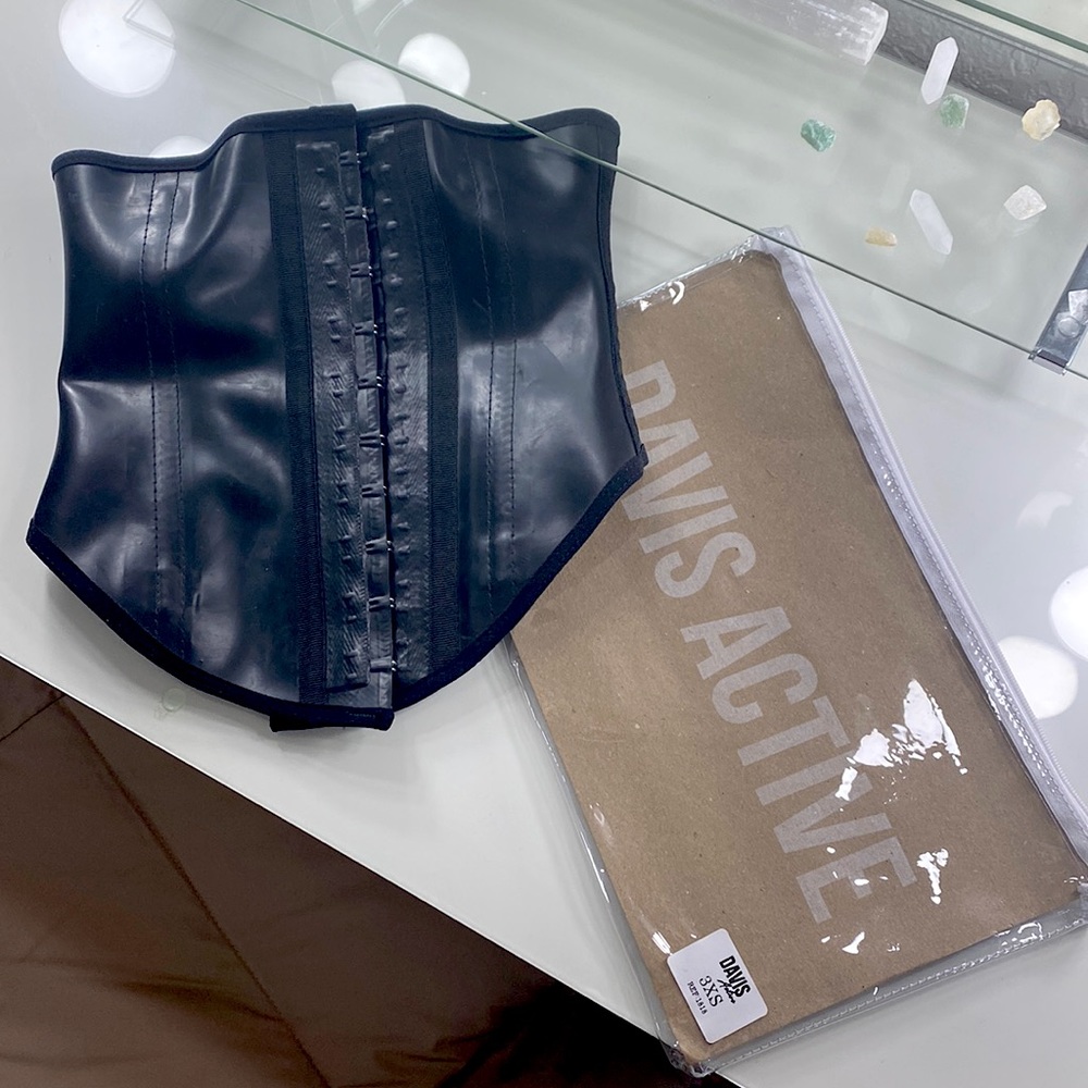 Davis active waist trainer size xxxs (3XS)